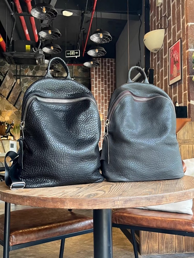 Мягкий повседневный рюкзак из  – обзор и цена Leatherwork Bag